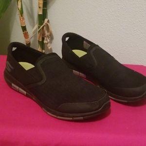 Sketchers Goflex Goga Mat